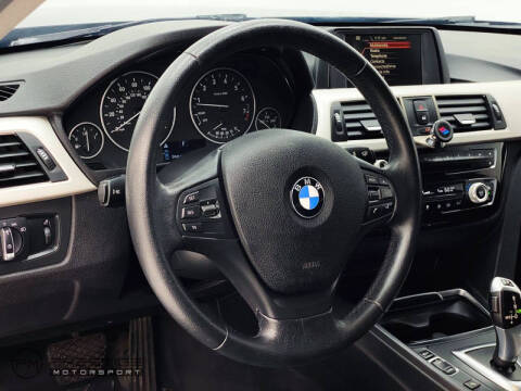 2016 BMW 3 Series 320i