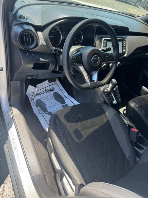 2018 Nissan Kicks S