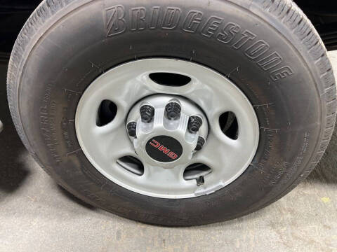 2023 GMC Savana 2500