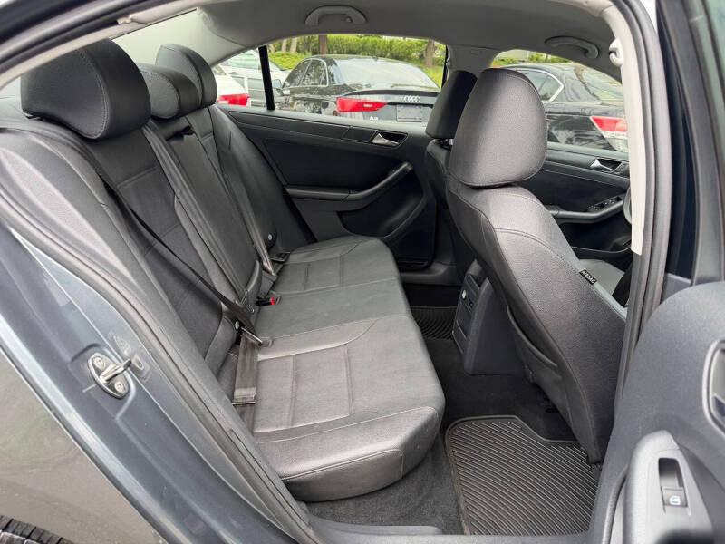 2012 Volkswagen Jetta SE