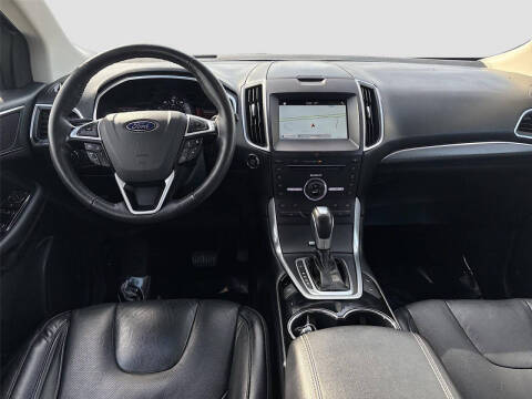 2016 Ford Edge Titanium