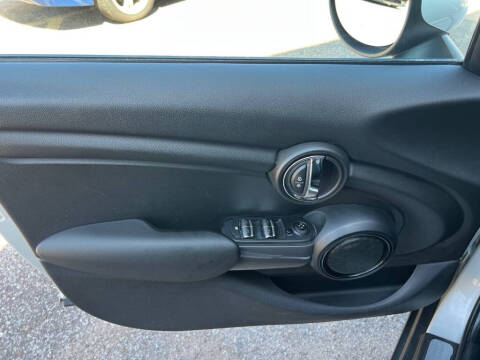 2018 MINI Hardtop 4 Door Cooper