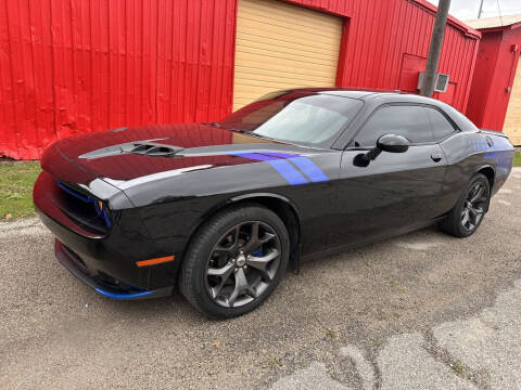 2017 Dodge Challenger for sale at Pary's Auto Sales in Garland TX