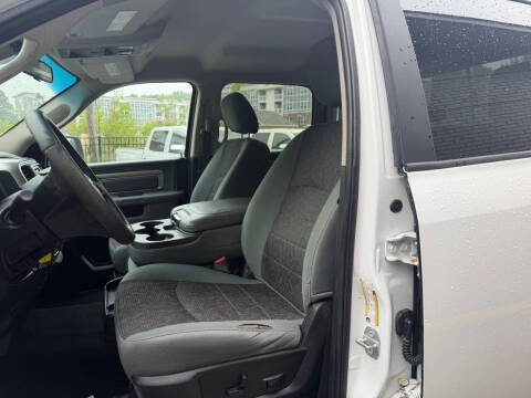 2019 RAM 1500 Classic SLT