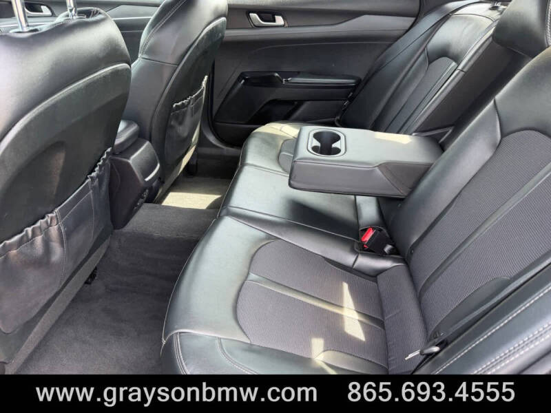 2023 Kia K5
