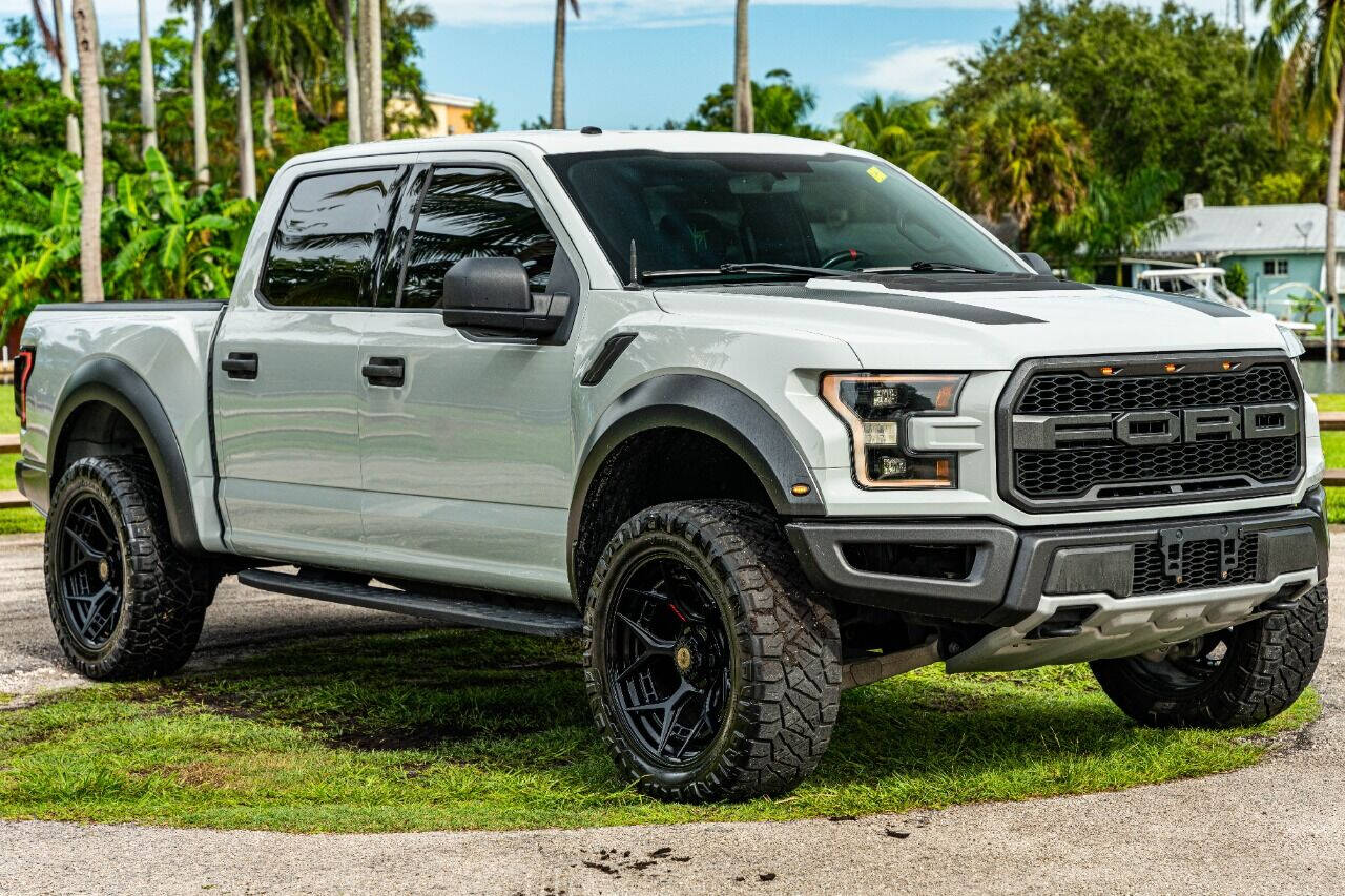 2017 FORD F-150 Pickup - $36,999