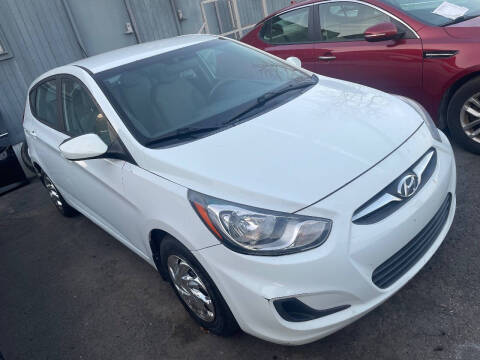 2013 Hyundai Accent GS