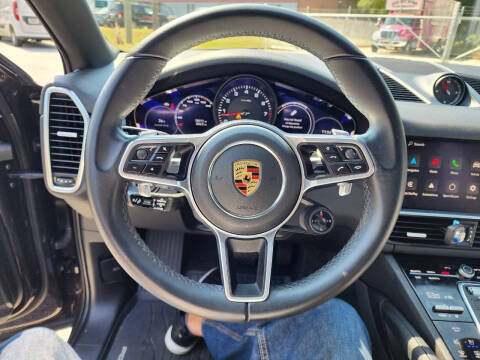 2023 Porsche Cayenne Coupe Platinum Edition