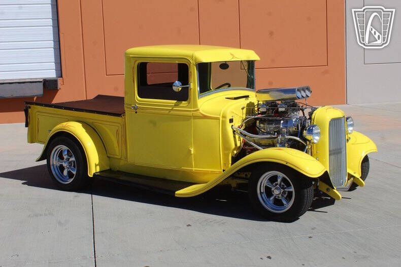 1932 Ford F-100