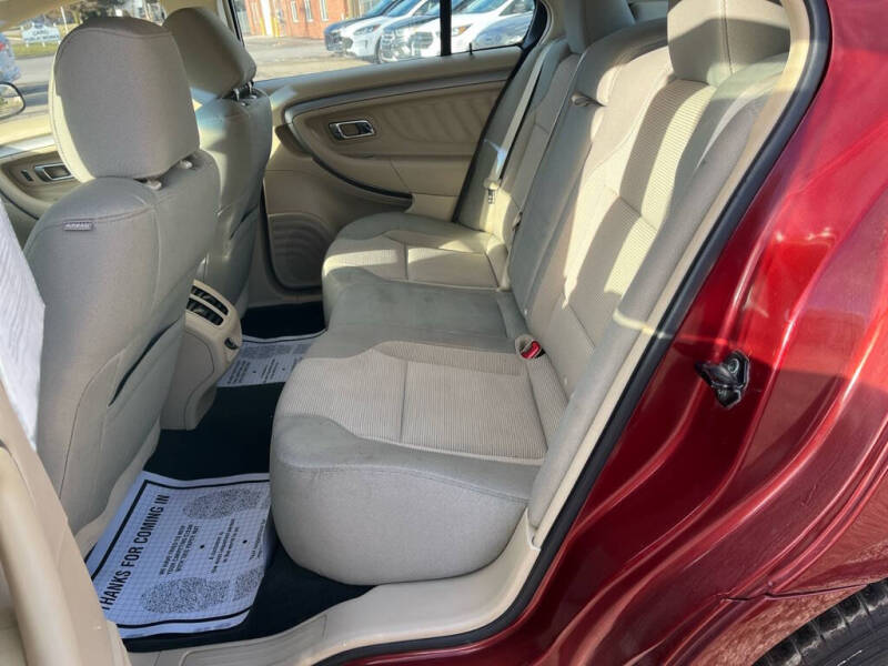 2014 Ford Taurus SEL