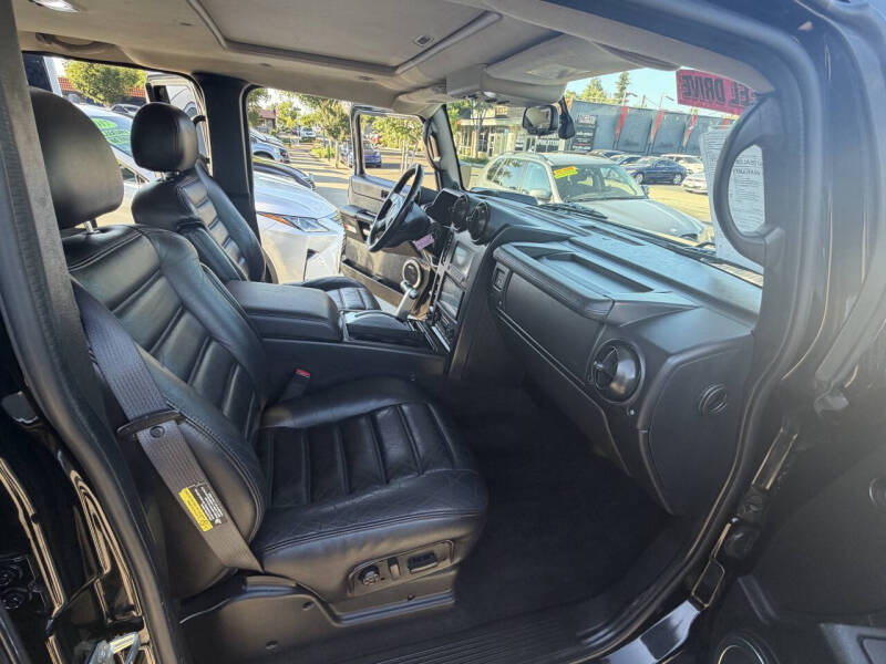 2005 HUMMER H2