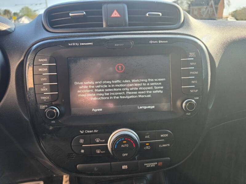 2014 Kia Soul +