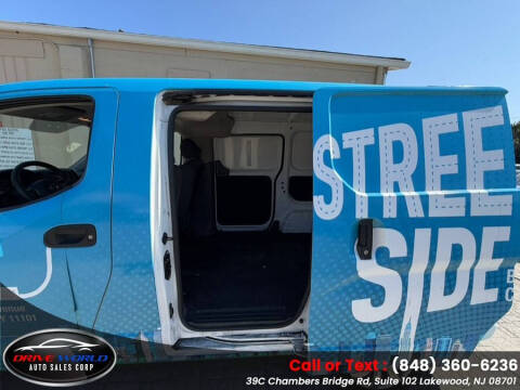 2015 Nissan NV200