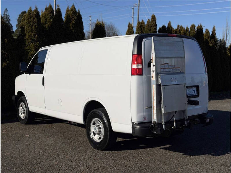 2021 Chevrolet Express 3500