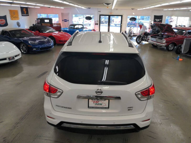 2013 Nissan Pathfinder SV