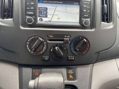 2015 Nissan NV200 SV