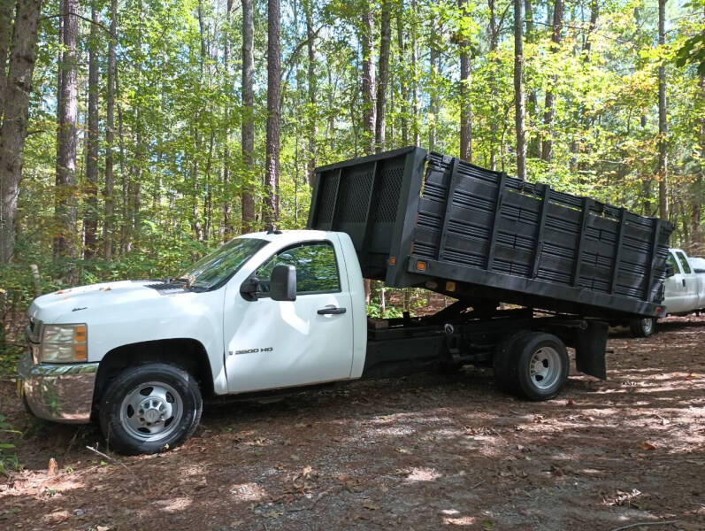 2009 Chevrolet Silverado 3500HD CC for sale at Wally's Wholesale in Manakin Sabot VA