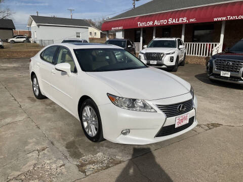 2015 Lexus ES 350 Crafted Line