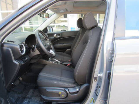 2022 Hyundai Venue SEL