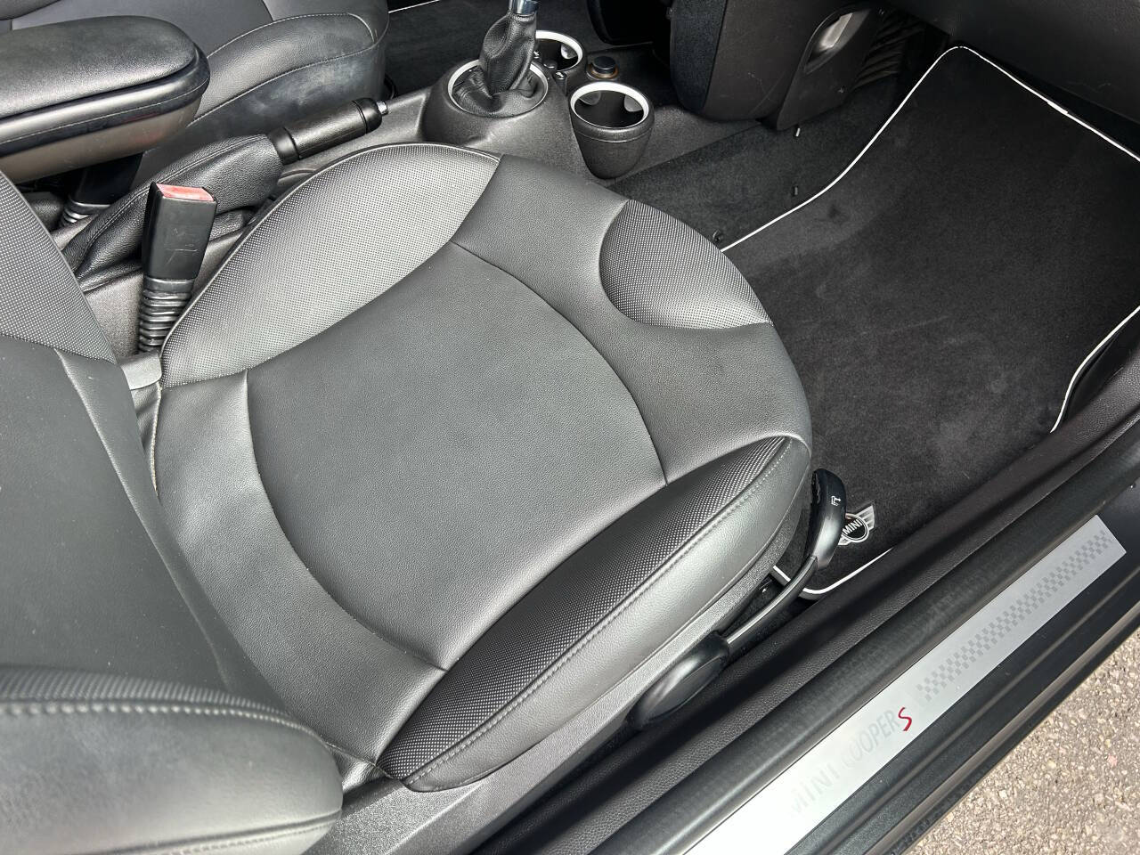 Black 2012 MINI Cooper Hardtop S S 2dr Hatchback 15