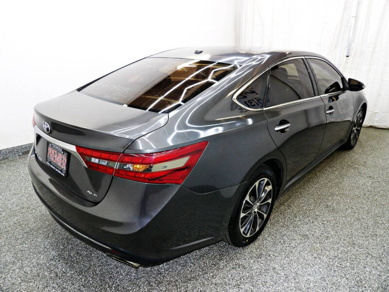 2016 Toyota Avalon XLE
