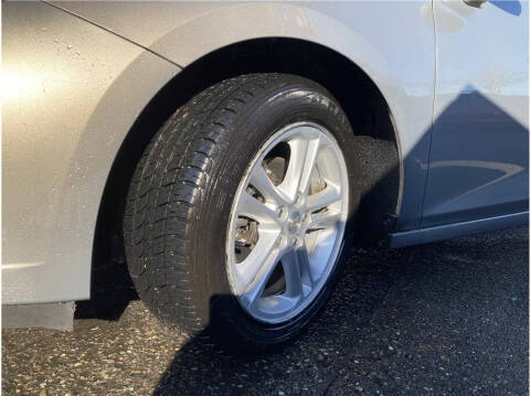 2018 Chevrolet Cruze LT Auto