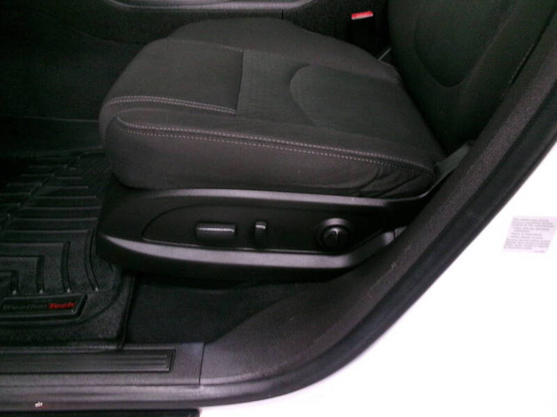 2016 GMC Acadia SLE-2