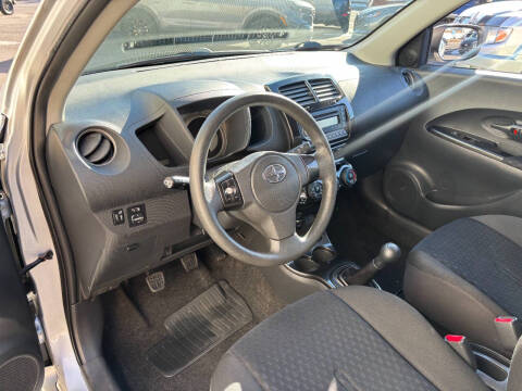 2010 Scion xD
