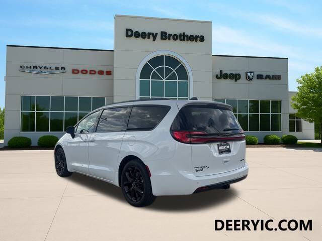 2026 Chrysler Pacifica Limited