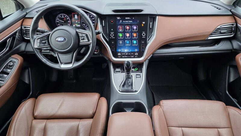 2022 Subaru Outback Touring XT