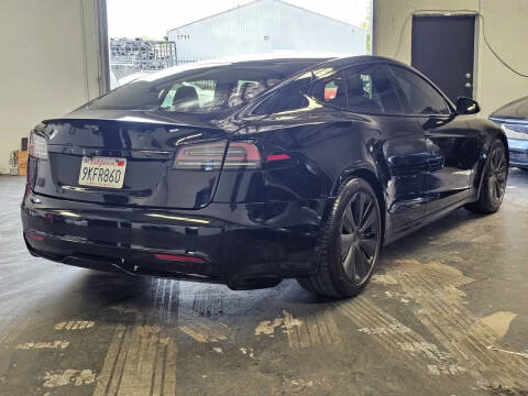2023 Tesla Model S Plaid