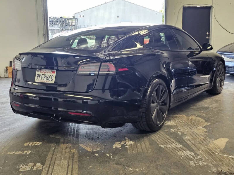 2023 Tesla Model S Plaid