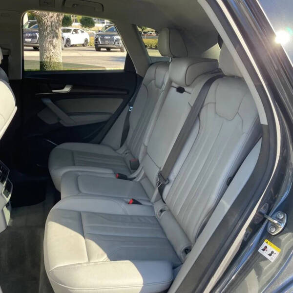 2022 Audi Q5 e quattro S line Premium 55 TFSI