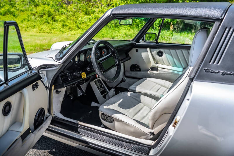1987 Porsche 911 Carrera