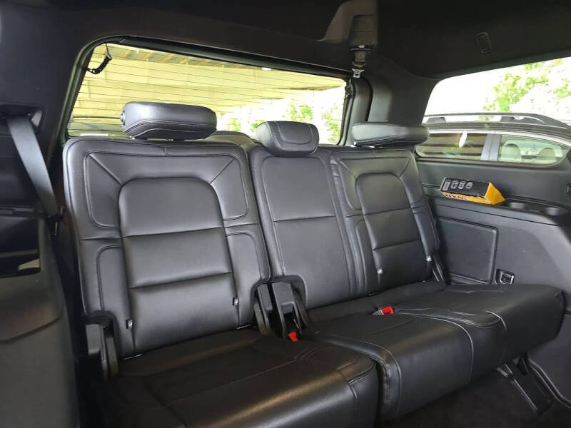2018 Lincoln Navigator Select