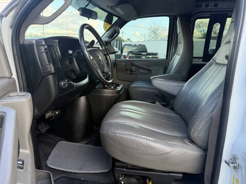 2018 Chevrolet Express 2500
