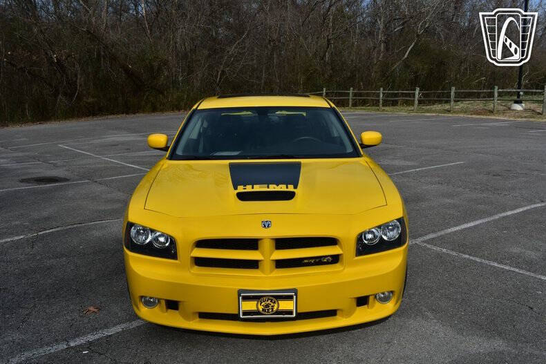2007 Dodge Charger SRT-8
