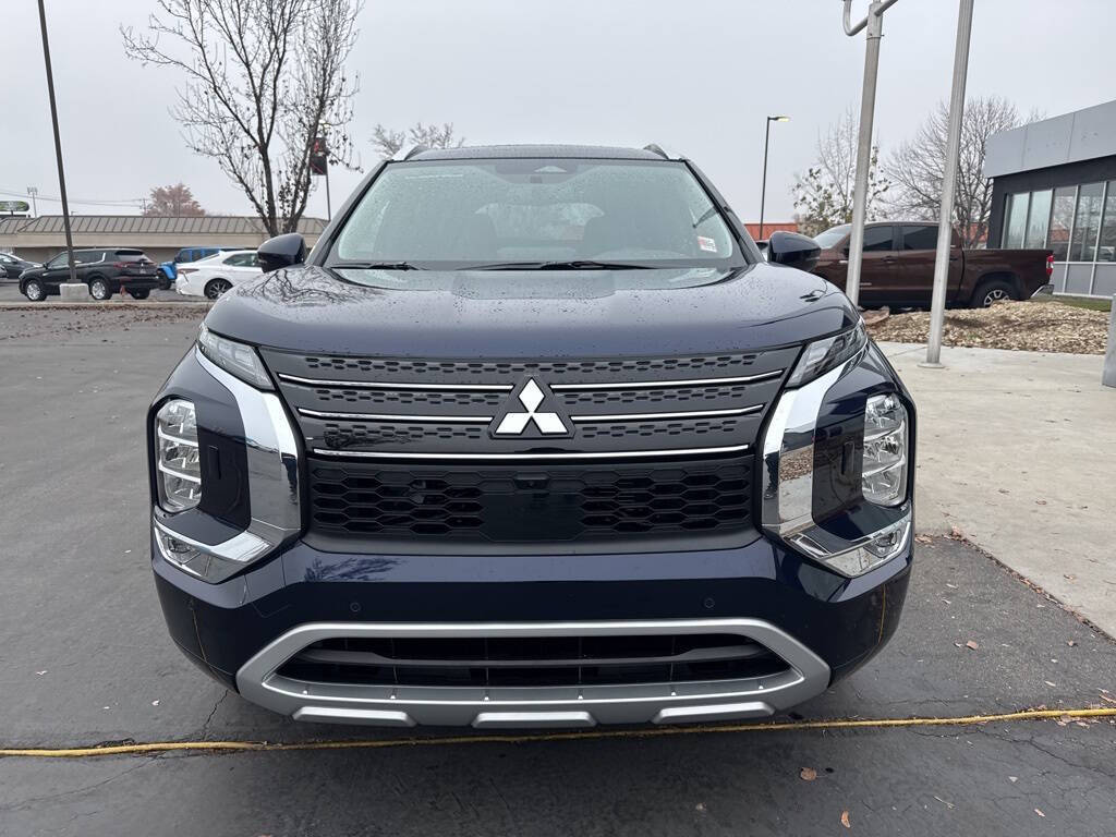 2025 Mitsubishi Outlander PHEV for sale at Axio Auto Boise in Boise, ID