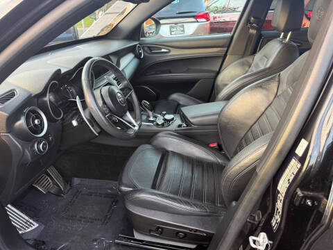 2018 Alfa Romeo Stelvio Ti Sport