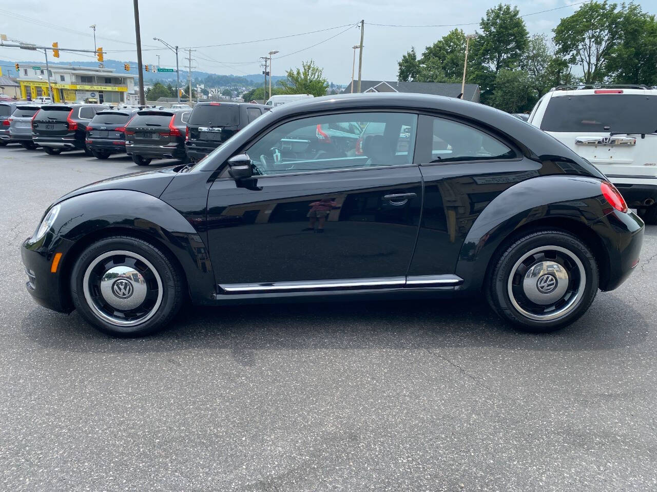 View vehicle photo 6