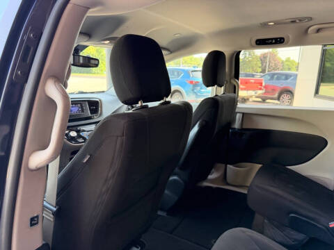 2017 Chrysler Pacifica Touring