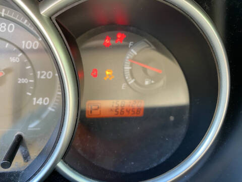 2012 Nissan Versa 1.8 SL