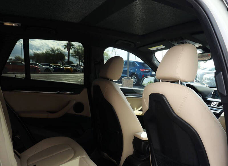 2019 BMW X1 sDrive28i