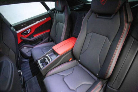 2022 Lamborghini Urus