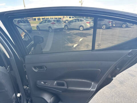 2020 Nissan Versa SV