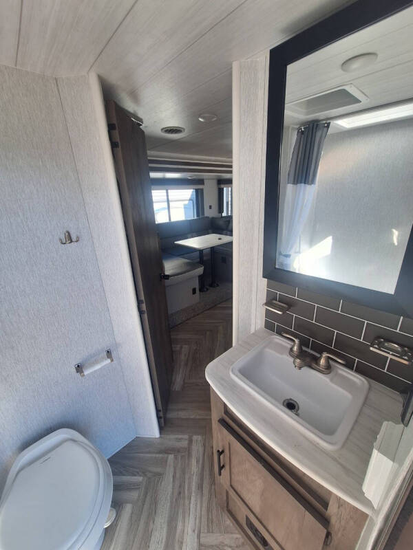 2022 Forest River Wildwood T263BHXL