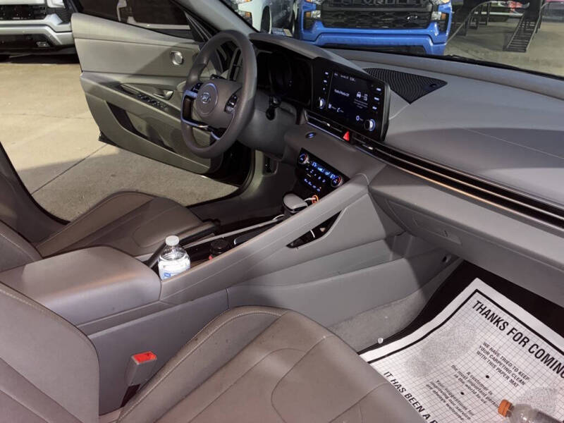 2023 Hyundai Elantra