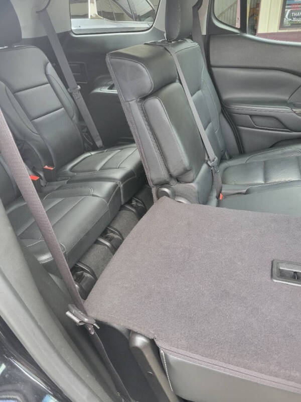 2017 GMC Acadia SLT-1