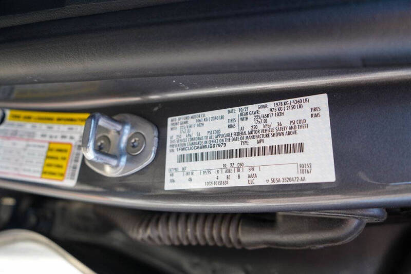 2021 Ford Escape SE