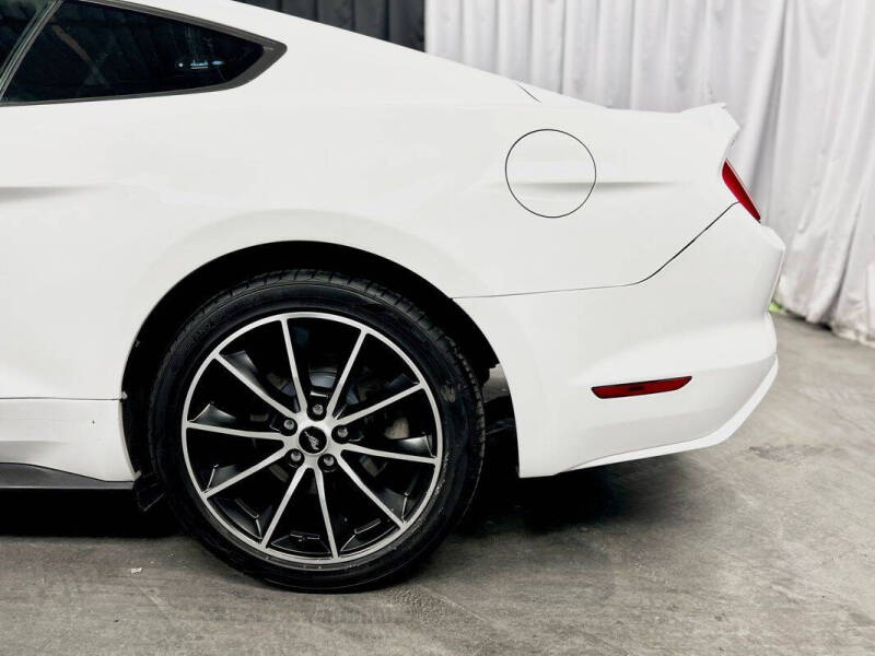 2017 Ford Mustang EcoBoost